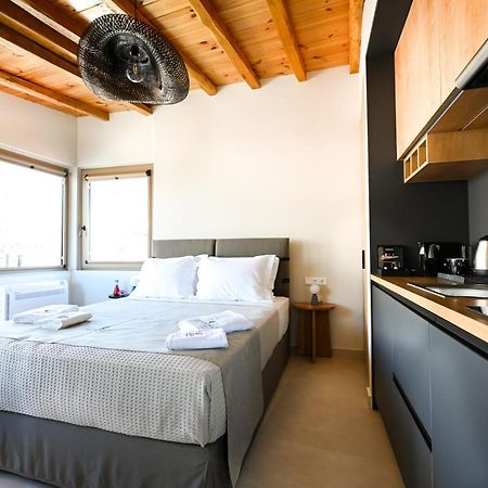 Eumorphia Studios & Apartments Skiathos Town Exterior photo