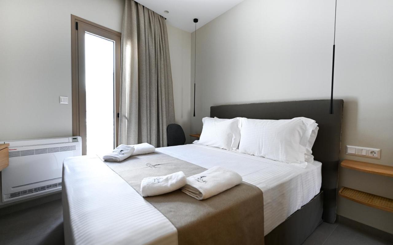 Eumorphia Studios & Apartments Skiathos Town Exterior photo