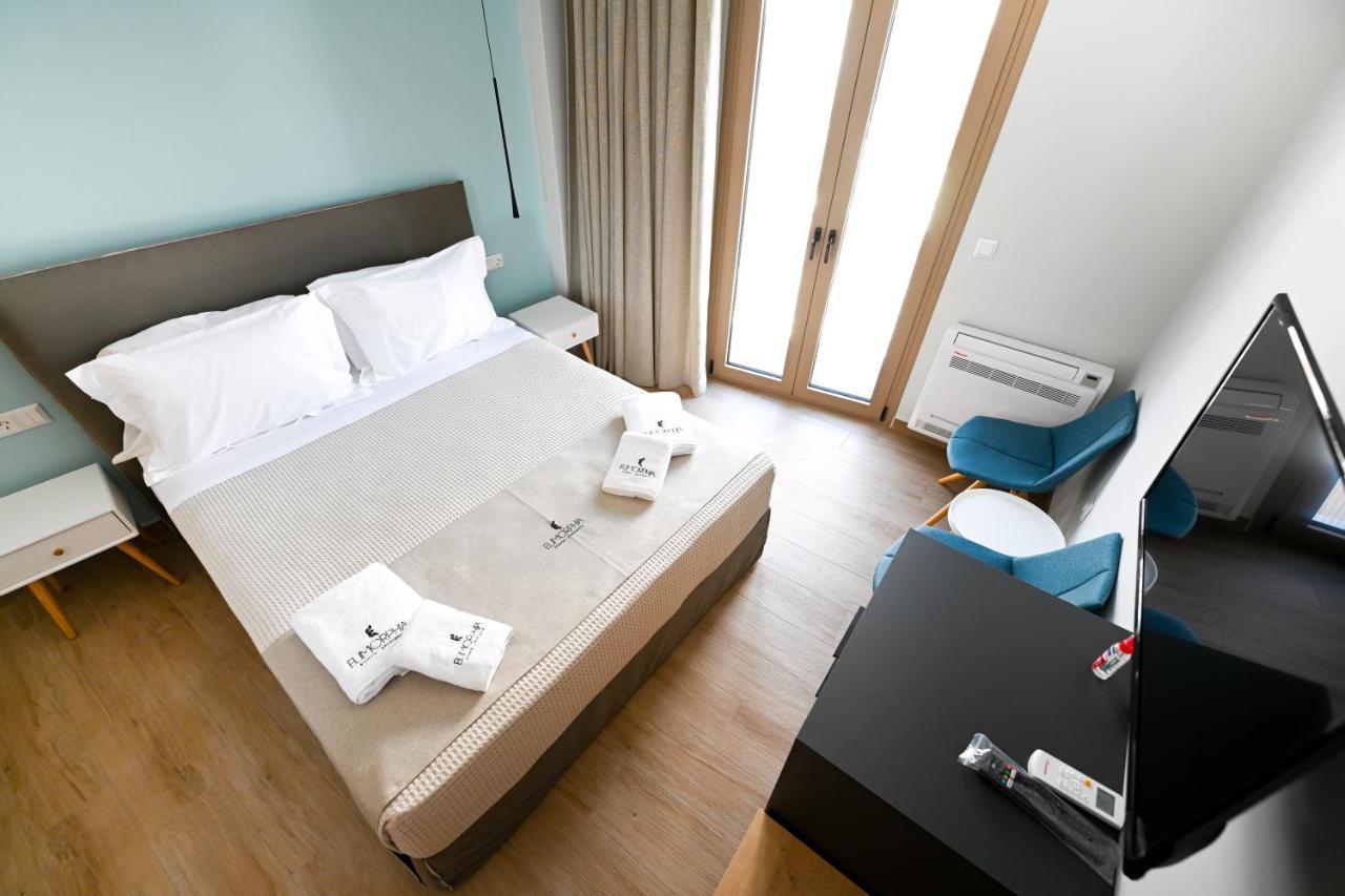 Eumorphia Studios & Apartments Skiathos Town Exterior photo